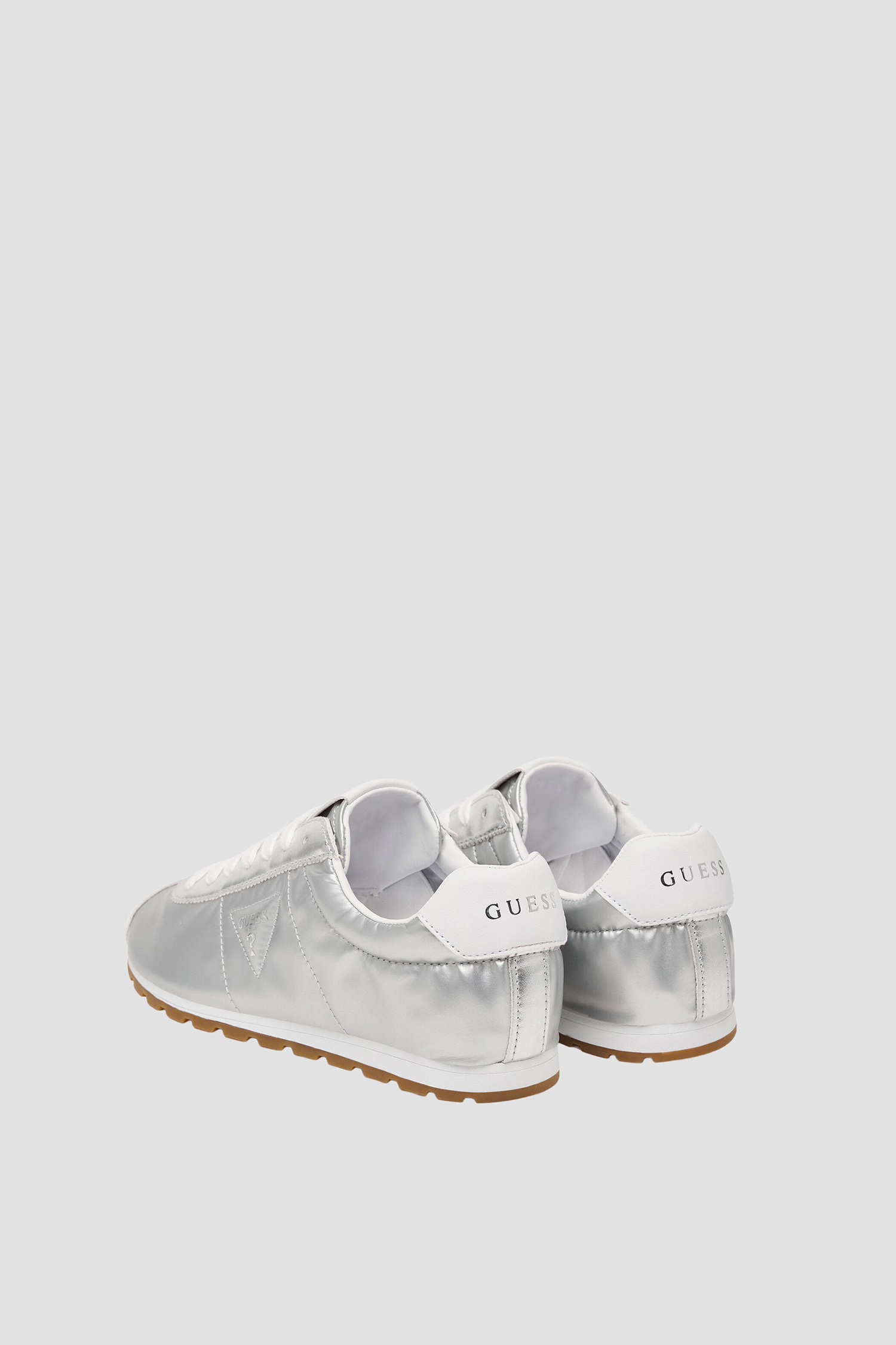 Женские серебристые кроссовки Guess FLPTH2.FAM12;SILVE