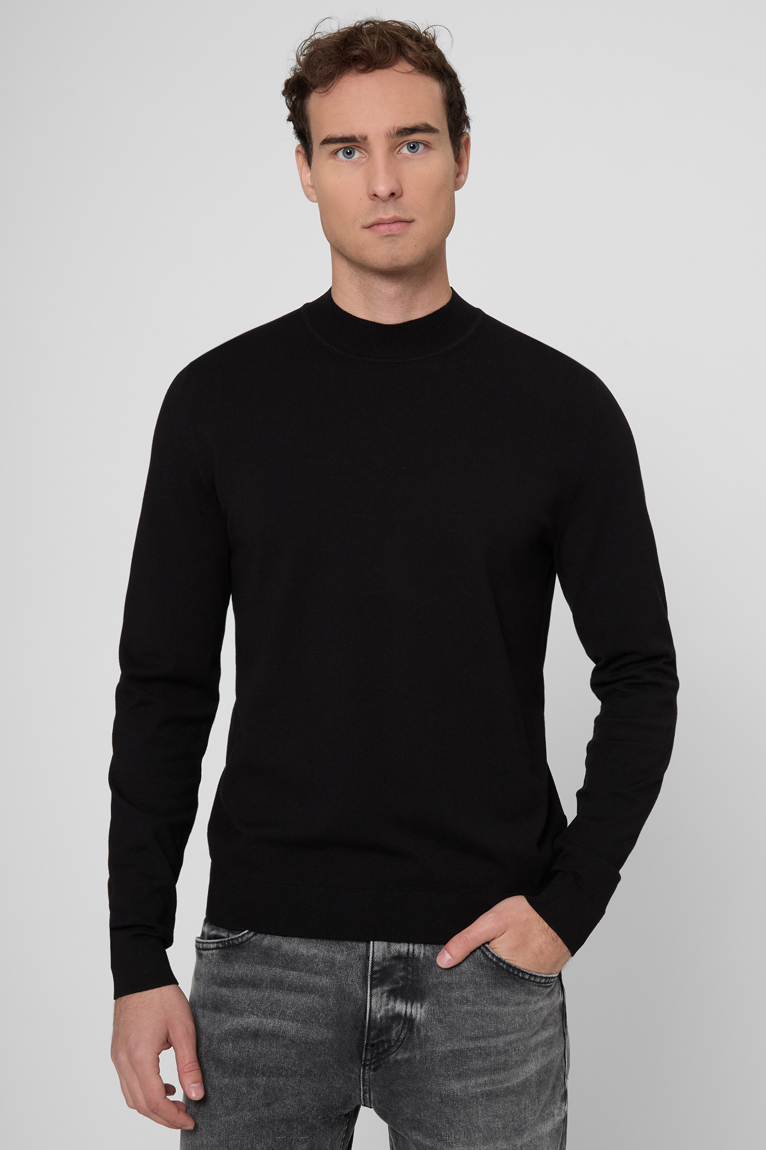 Чоловічий чорний джемпер HUGO 50546856;001