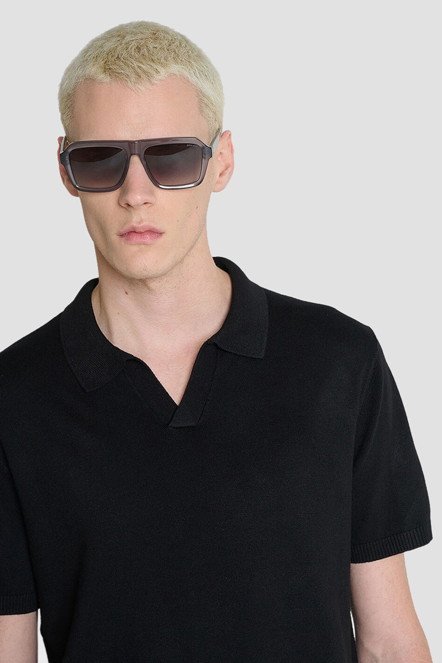 Чоловіче чорне поло Antony Morato MMSW01586.YA500098;9000