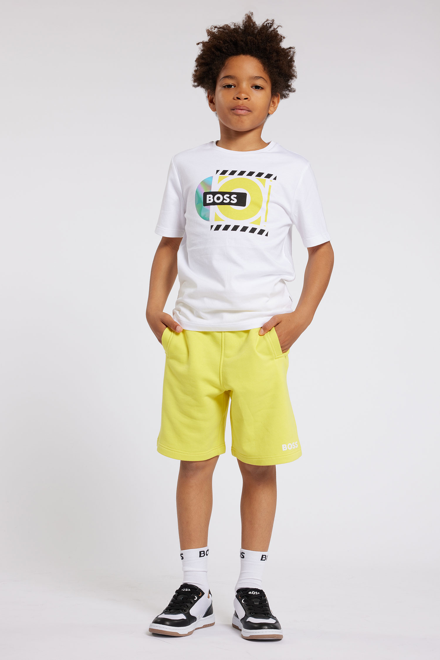 Детские желтые шорты BOSS kids J50680;508