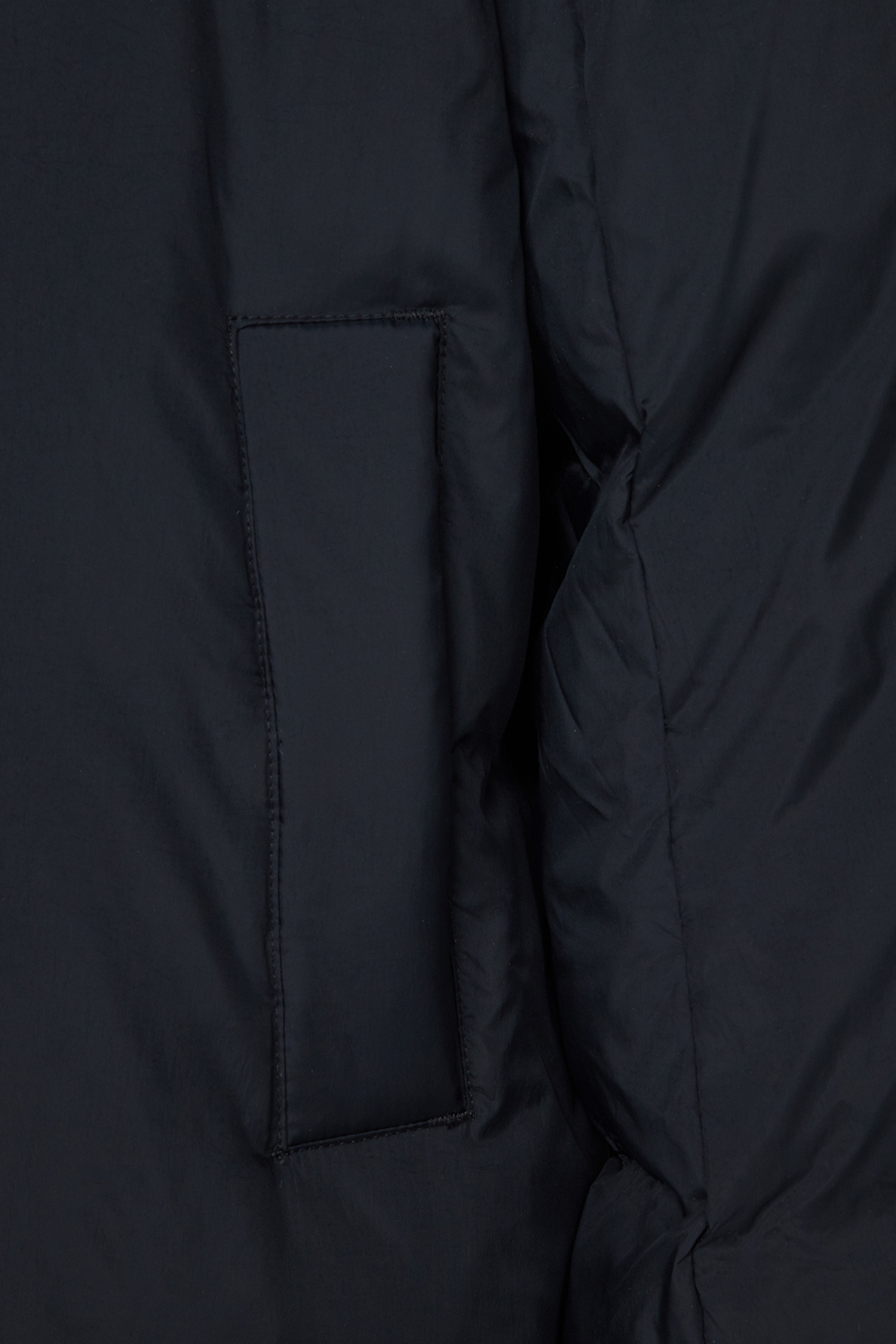 Женский черный пуховик Levi’s® A5880;0000