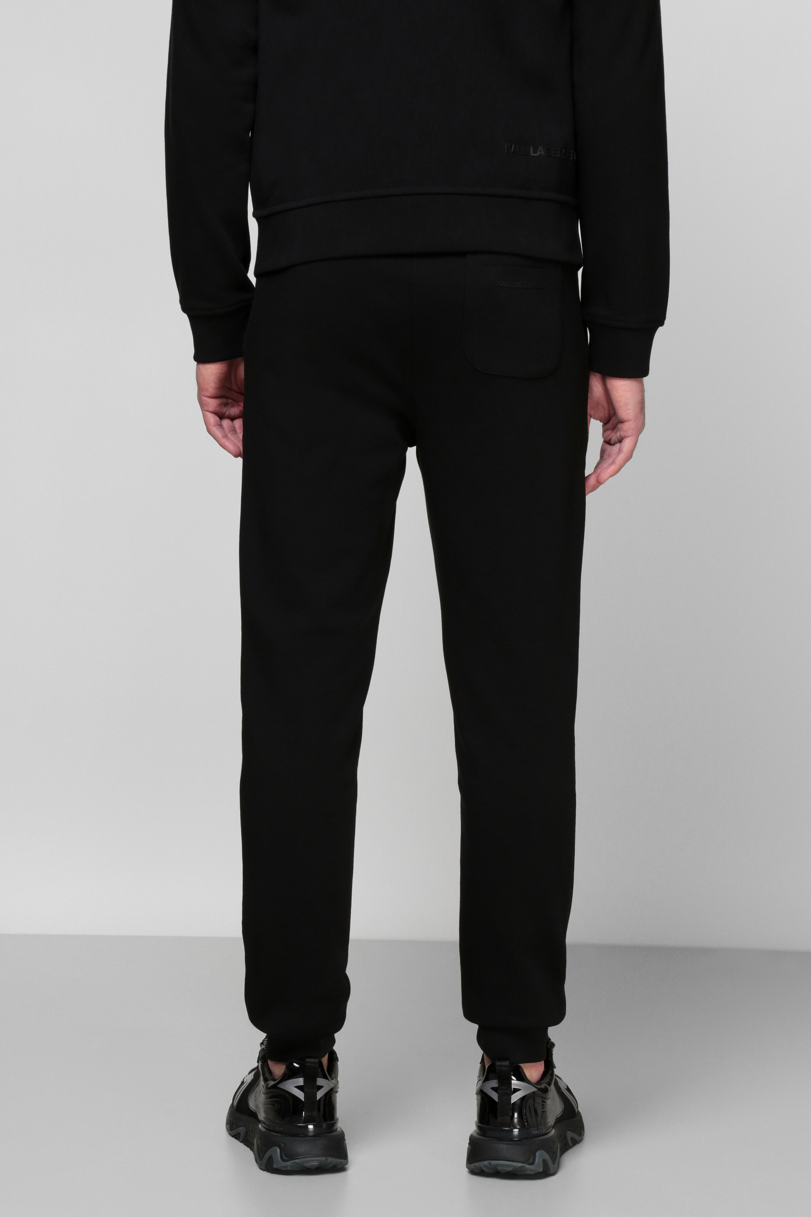 Чоловічі чорні спортивні штани Karl Lagerfeld 521900.705404;990