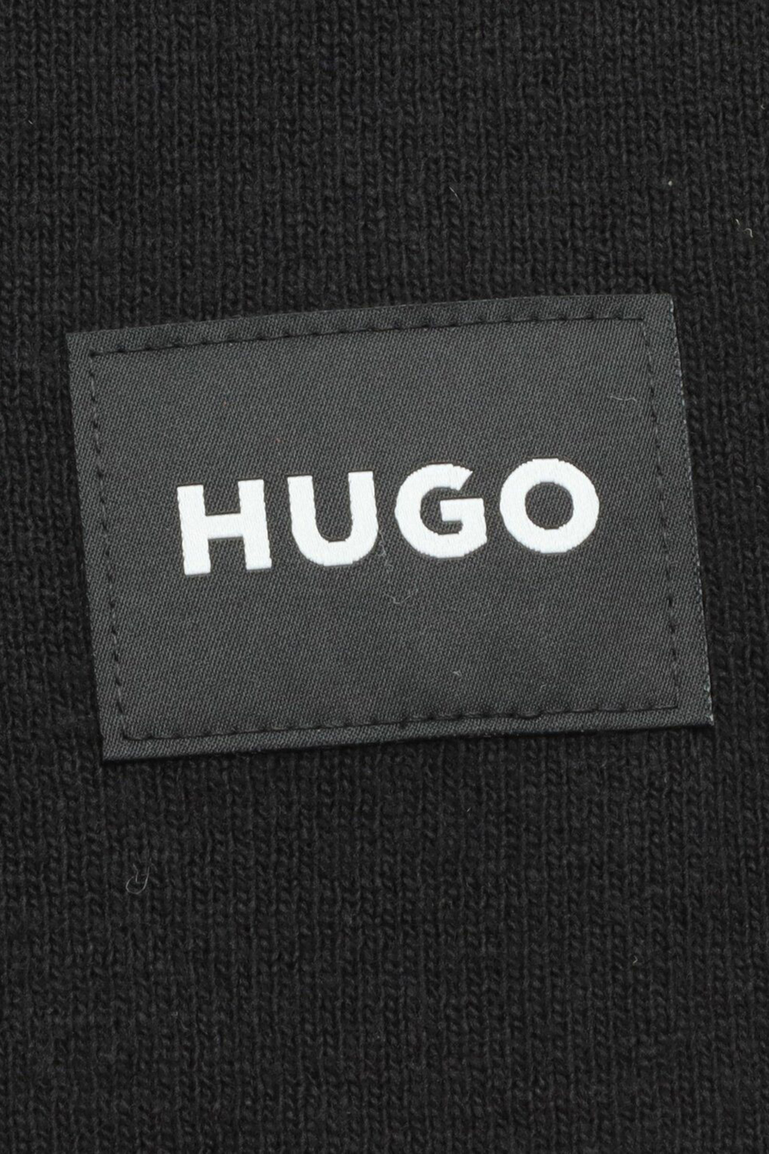 Женский черный шерстяной шарф HUGO 50502616;001